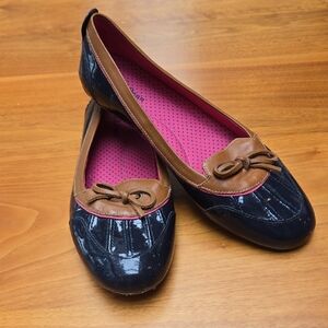 LL Bean Navy and Brown Women's rain Loafers. 9M